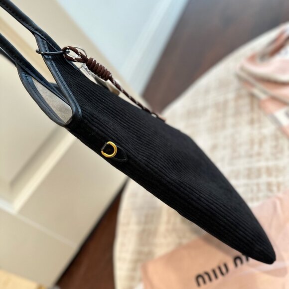 Miu Miu Ivy Suede Bag Black - Picture 5 of 9